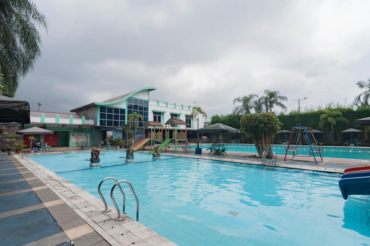 Urbanview Hotel Sagara Bogor Exterior foto
